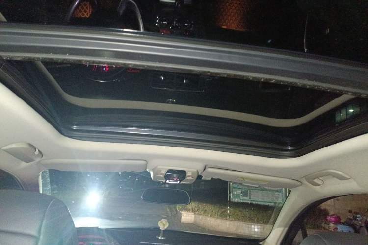 Used DS 6 2016 1.6T Luxury Edition THP160