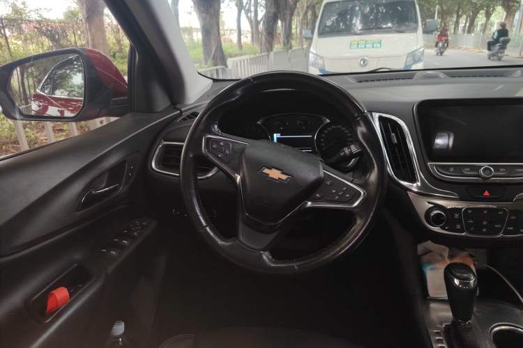 Used Chevrolet Equinox 2017 535T Automatic YuJie Edition