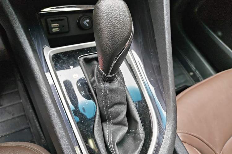 Used Buick GL6 2018 18T 6-Seater Prestige Model