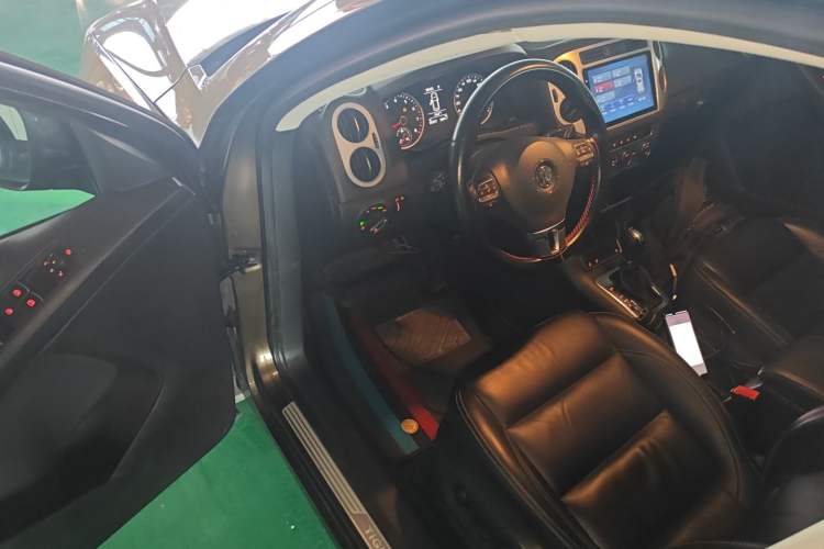 Used Volkswagen Tiguan 2016 280TSI Automatic Two-Wheel Drive Silk Road Comfort Edition
