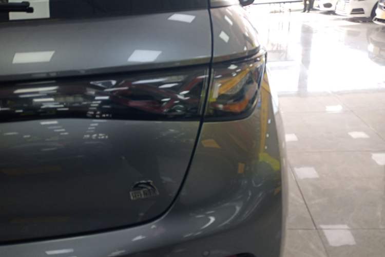 Used BYD Dolphin 2023 420 km Fashion Edition
