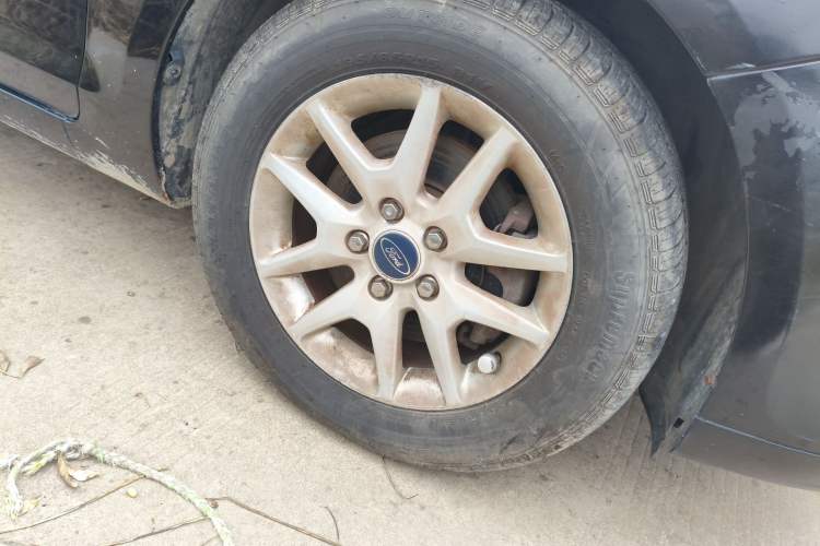 Used Ford Focus 2007 Sedan 1.8L Automatic Fashion Edition