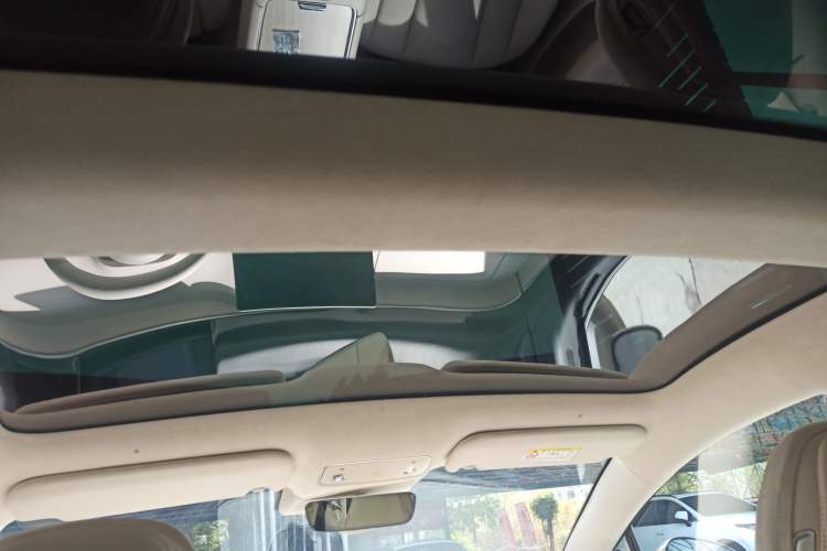 Used Hima Luxeed S7 2025 855 km Max