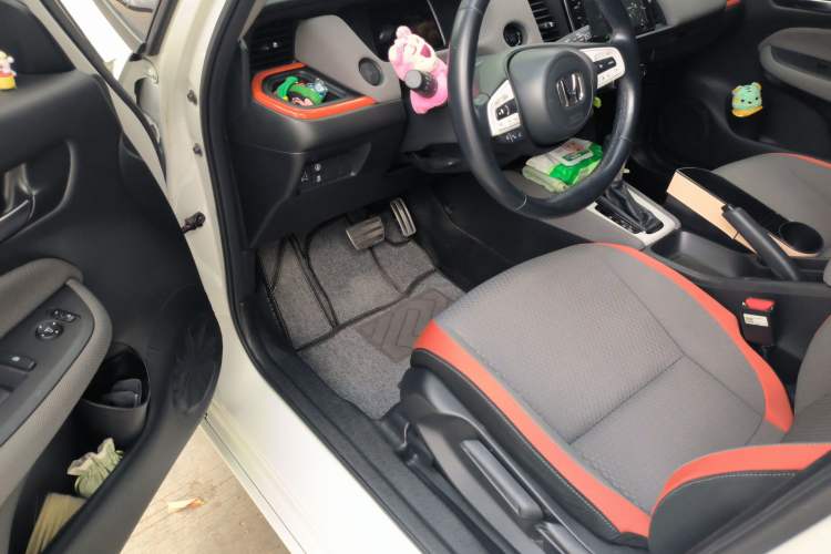 Used Honda LIFE 2021 1.5L CVT SPO-SS Dynamic Edition Driver Seat