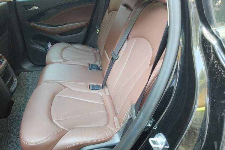 Used Buick Envision 2021 532T Two-Wheel-Drive Luxury Version