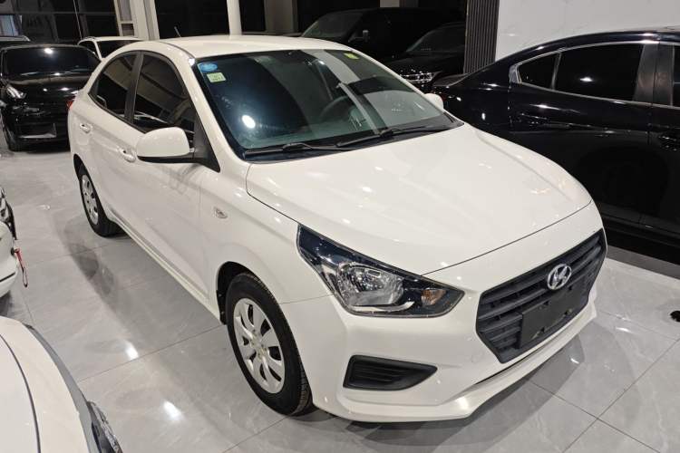 Used Hyundai Verna (older generation) 2017 1.4L Manual Refreshed Version China VI Standard