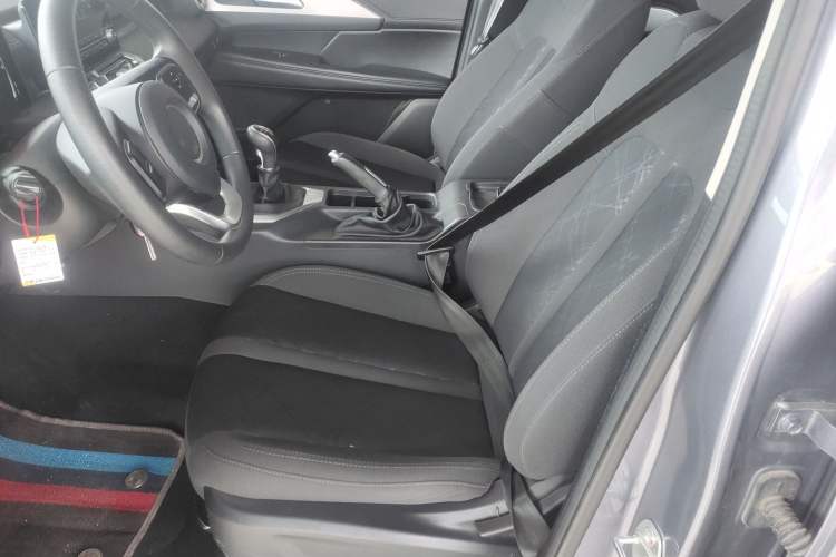 Used Great Wall King Kong Poer 2024 2.0T Manual Gasoline Two-Wheel-Drive Entrepreneurial Standard Box Left Front Seat