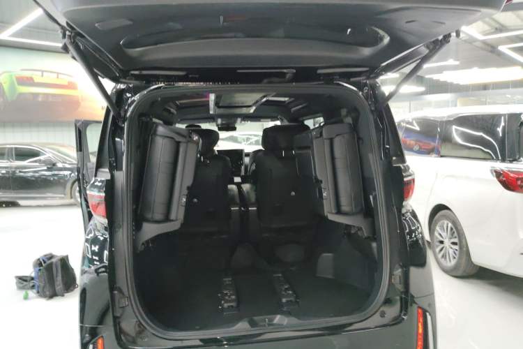 Used Toyota Vellfire 2024 Crown Dual-Engine 2.5L Ultimate Edition