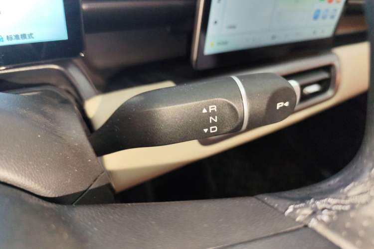 Used Wuling Bingo PLUS 2024 330 km Range Five-Seater Version