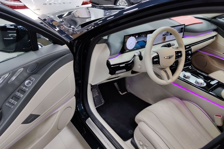 Used Genesis G80 2024 2.5T Rear-Drive Luxury Edition
