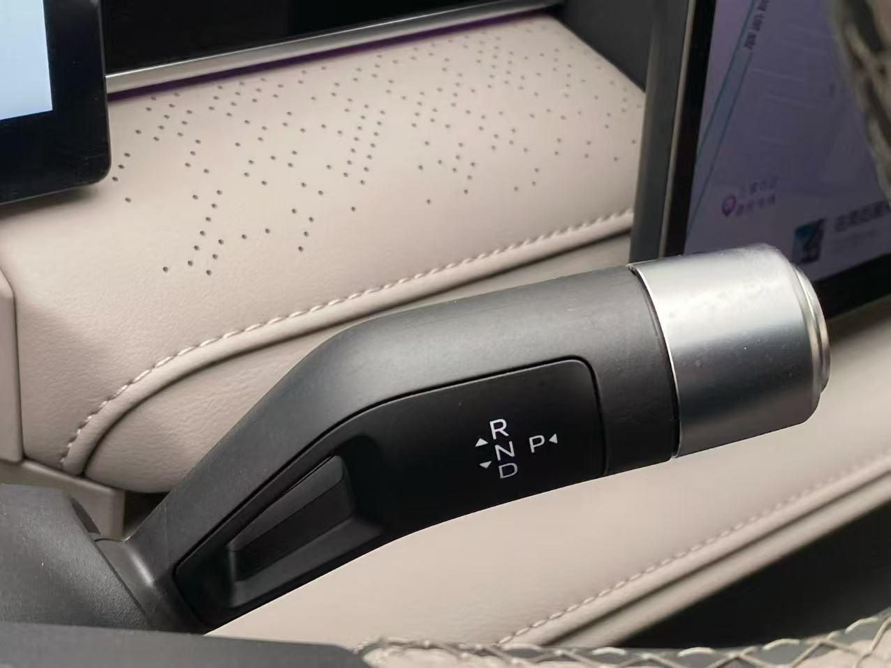 Geely Galaxy 8 2025 130km EM-P Starship Edition — снимка 16