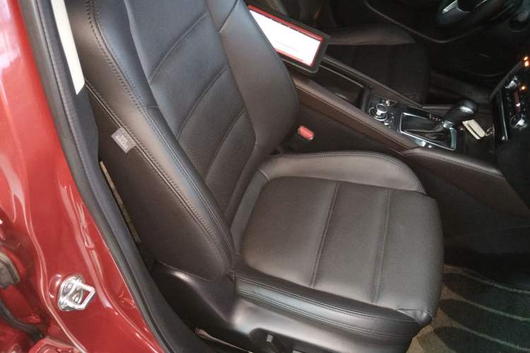 Used Mazda Atenza 2017 2.5L Blue Sky Prestige Edition
