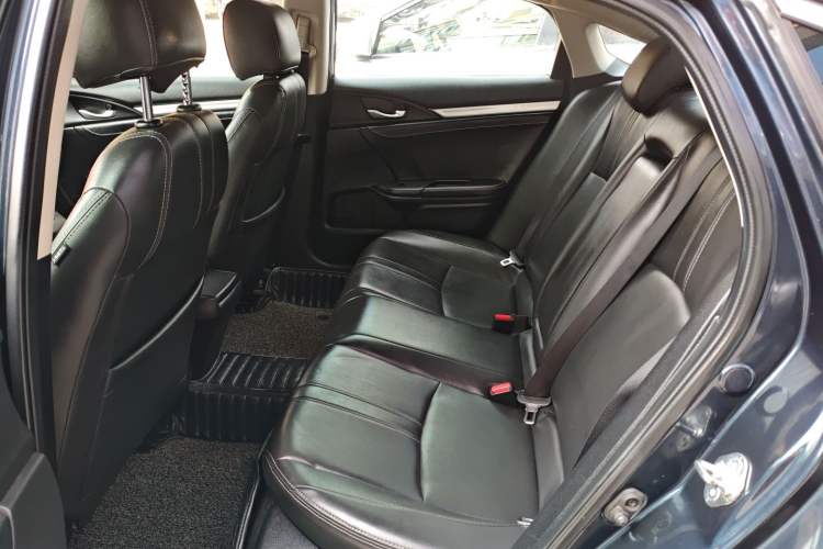 Used Honda Civic 2016 220TURBO CVT Luxury Edition
