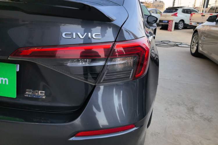 Used Honda Civic 2022 240TURBO CVT Dynamic Edition
