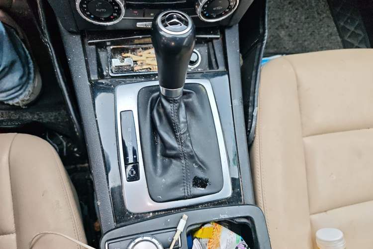 Used Mercedes-Benz C-Class 2011 C 200 CGI Fashion Model