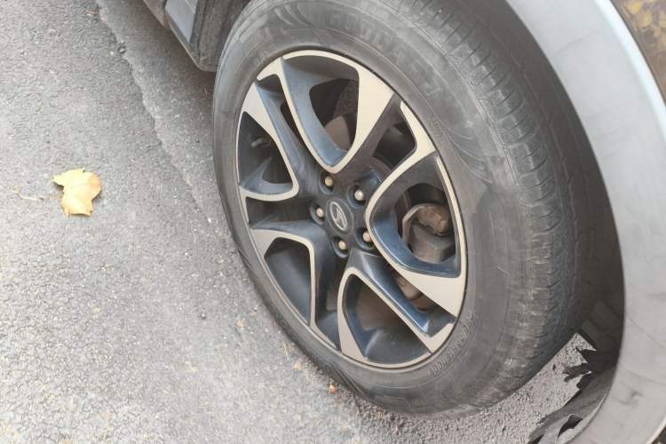 Used Soueast DX7 2016 1.5T Manual Triumph Edition