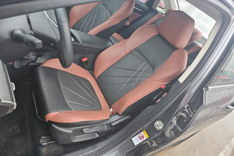 Used Changan Eado 2022 PLUS Blue Whale NE 1.4T GDI DCT Prestige Edition