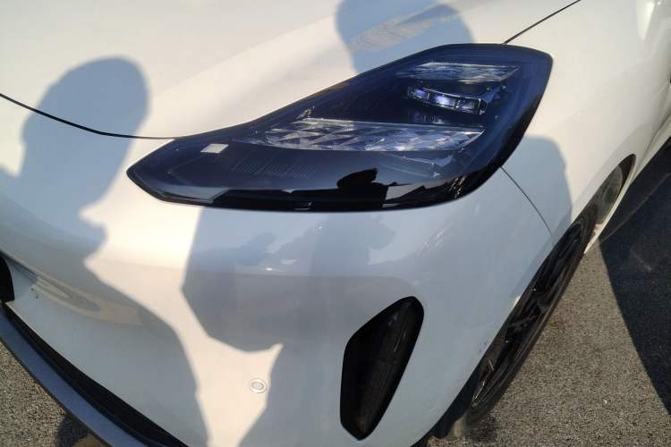 Used Hyptec HT 2023 670 Rear-Drive Ultra-High-Voltage NDA Version