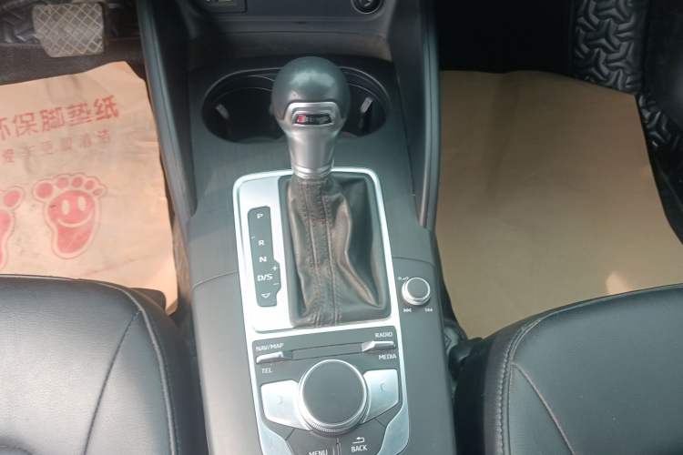 Used Audi A3 2018 30th Anniversary Edition Sportback 35 TFSI Ambition Model Gear Lever