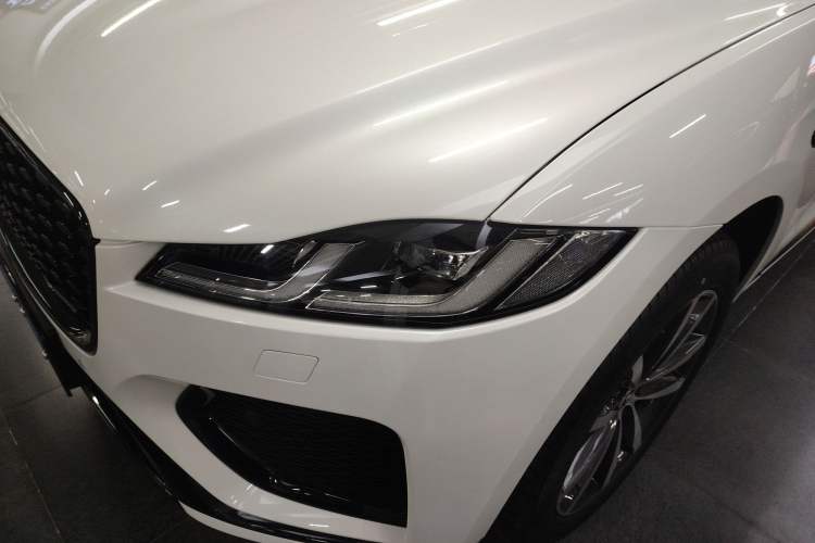 Used Jaguar F-PACE 2024 P250 R-Dynamic SE