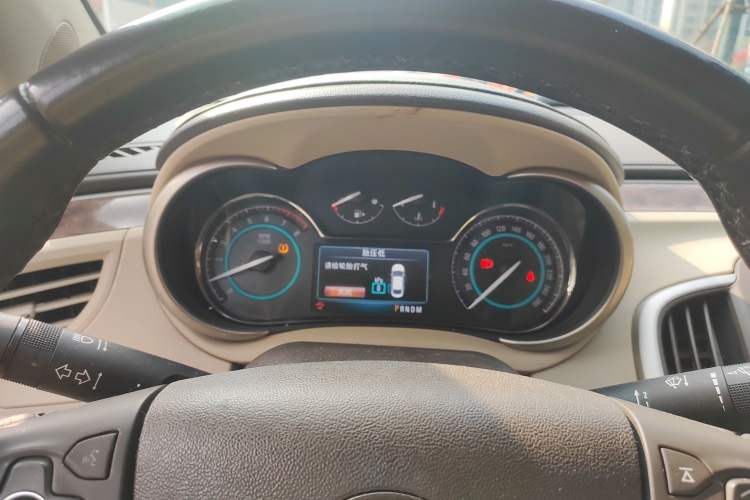 Used Buick LaCrosse 2013 2.4L SIDI Leading Comfort Version
