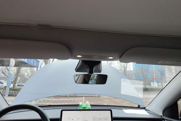 Used Tesla Model Y 2021 Long-Range All-Wheel-Drive Version