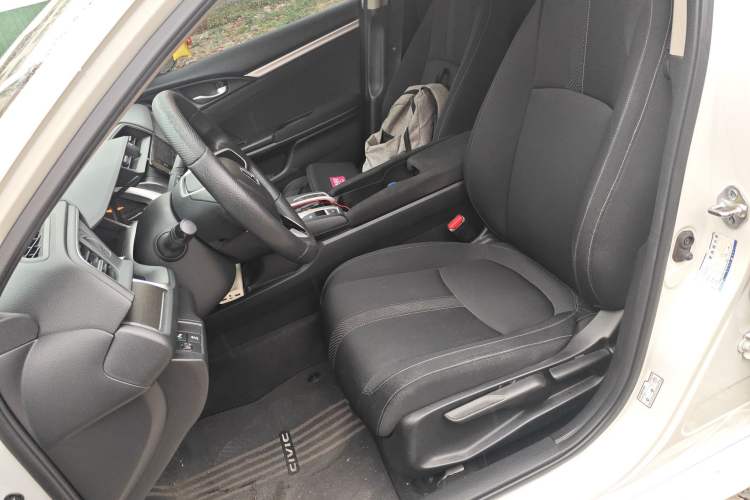 Used Honda Civic 2016 220TURBO CVT Luxury Edition
