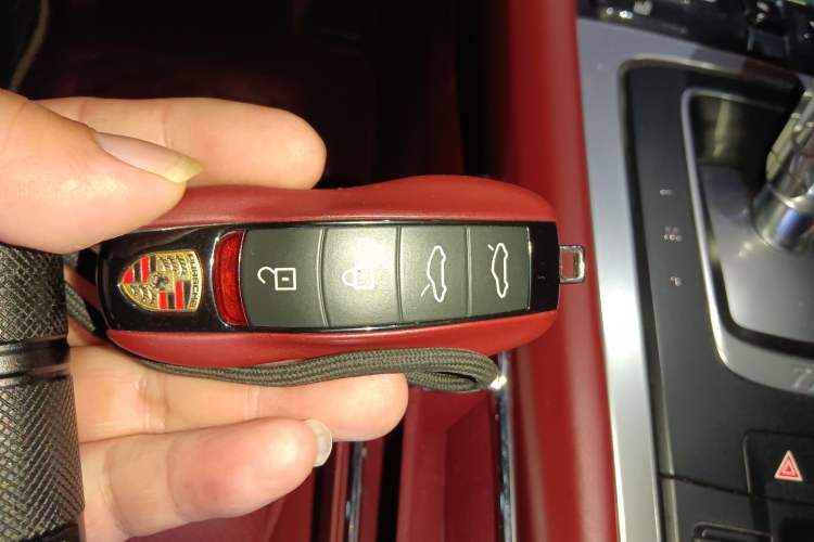 Used Porsche 718 2019 Boxster T 2.0T Vehicle Key