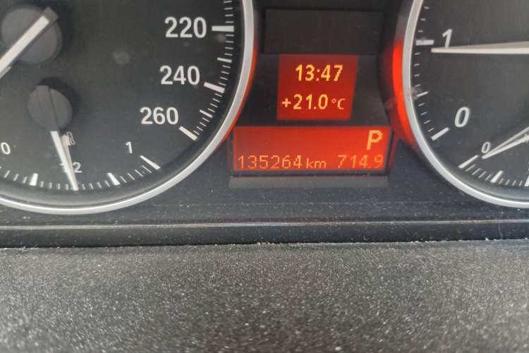 Used BMW X1 2010 sDrive18i Luxury Model
