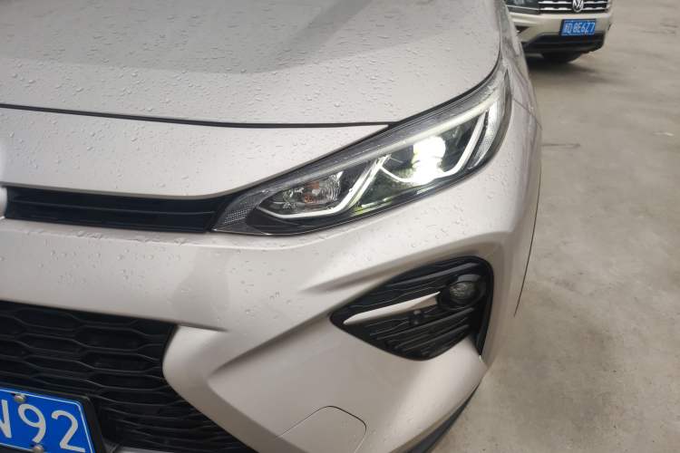 Used Toyota Wildlander 2023 2.0L CVT Two-Wheel Drive Luxury PLUS Edition Left Front Headlight