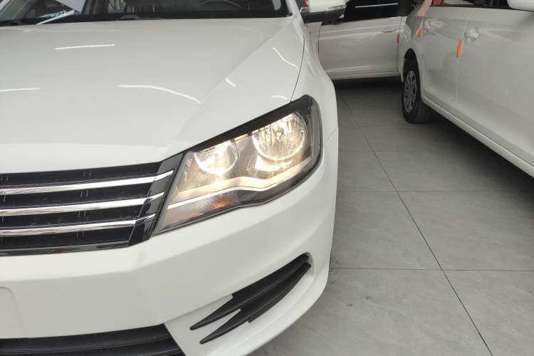 Used Volkswagen Bora 2014 1.6L Automatic Fashion Model