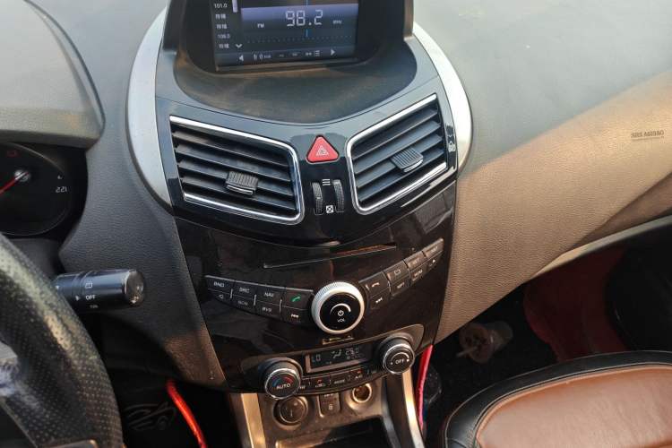 Used Haima S5 2014 1.6L Manual ZhiCheng Model Audio And AC Panel