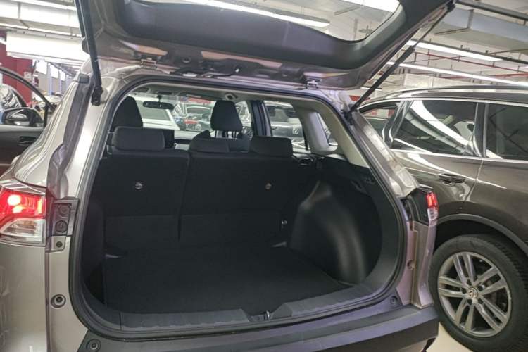 Used Toyota FRONTLANDER 2024 2.0L CVT Elite Edition
