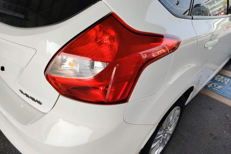 Used Ford Focus 2012 Hatchback 1.6L Automatic Comfort Model