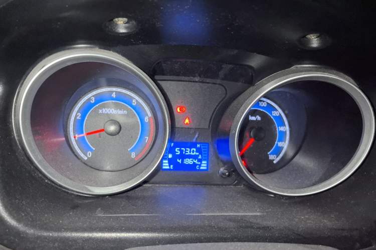 Used CHANGAN KAICHENG Ruixing M60 2020 1.5L Standard Version China VI 6-Seater DAM15KR Instrument Cluster