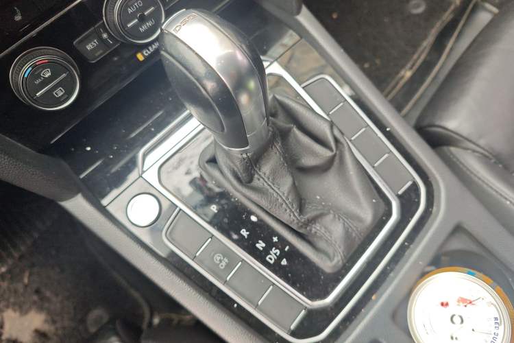 Used Volkswagen Magotan 2018 330TSI DSG Luxury Model