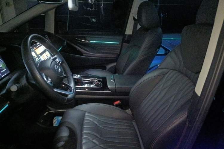 Used GAC Trumpchi M8 2024 Master Series 400T Ultimate Edition Left Front Seat