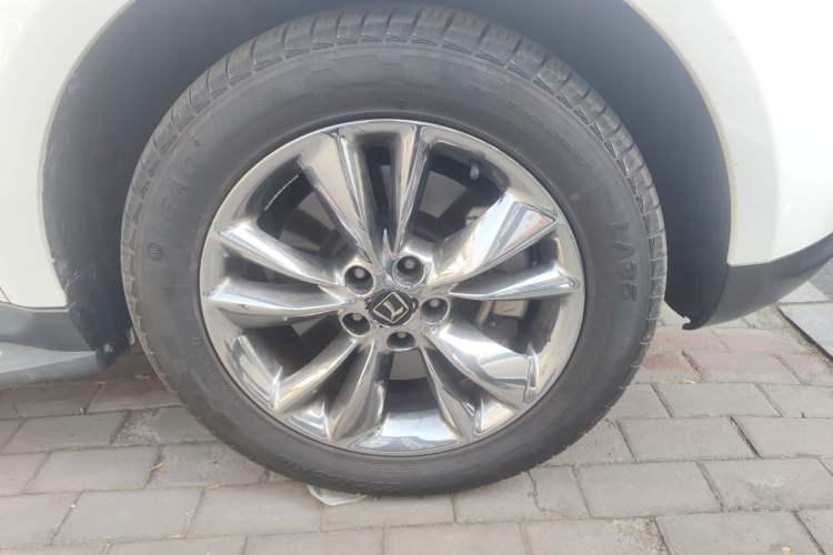 Used Luxgen Great 7 SUV 2013 Limited-Edition Sharp Edition 2.2T All-Wheel-Drive Prestige Model