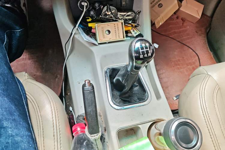 Used FORTHING Lingzhi 2018 M5L 1.6L 7-Seater Luxury Model Gear Lever