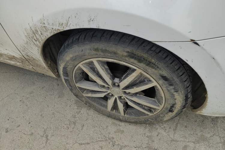 Used CHANGAN Eado 2015 1.6L Manual Luxury Model China V Standard
