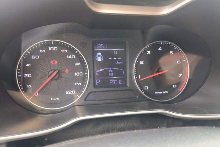 Used MG ZS 2017 1.5L Automatic Luxury Internet Edition Instrument Cluster