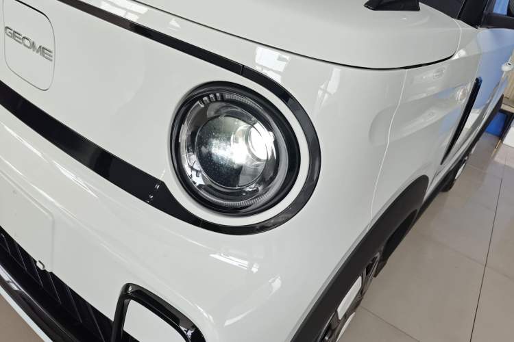 Used Geely Galaxy Panda 2025 210km Panda Kart Left Front Headlight