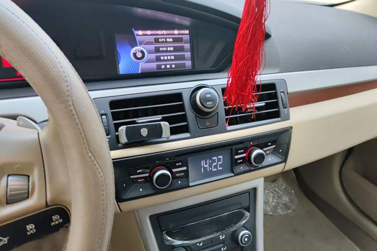 Used Roewe 550 2010 550S 1.8L Automatic Start-Zhen New Year Edition Audio And AC Panel