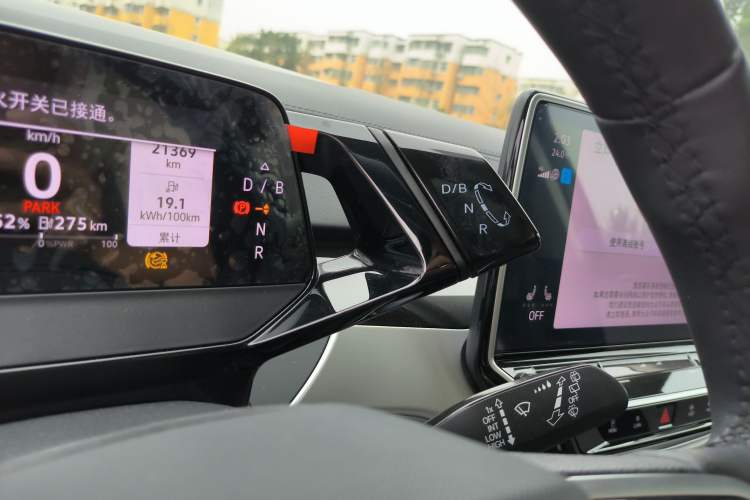 Used Volkswagen ID.6 CROZZ 2022 Long-Range PRO Edition
