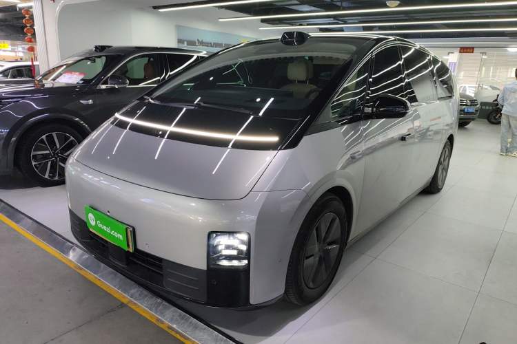 Used Li Auto MEGA 2024 Ultra Model