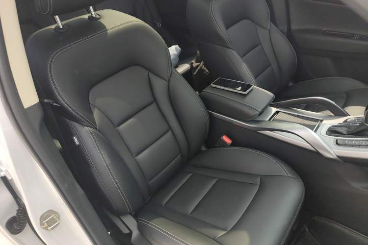 Used Geely Auto Emgrand X7 Sport 2016 1.8TD Automatic ZhiShang Model