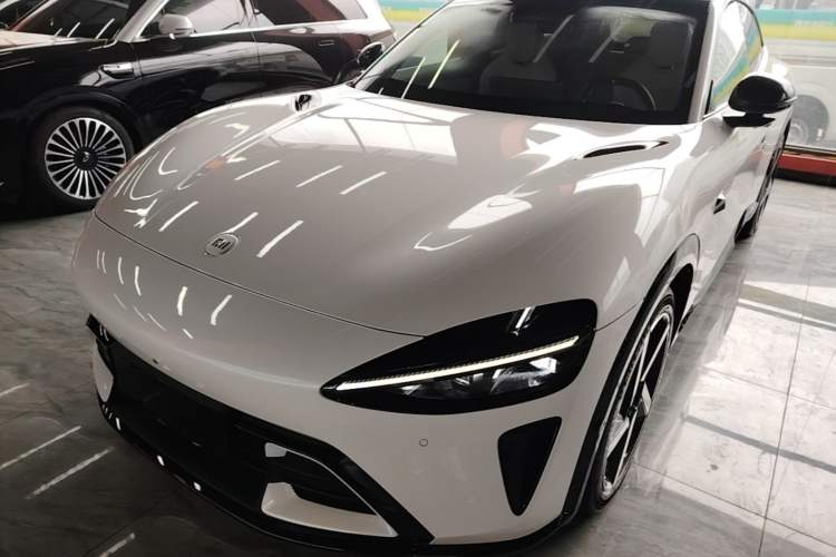 Used Xiaomi Auto YU7 2025 Ultra-Long Range High-Performance All-Wheel-Drive Max Edition
