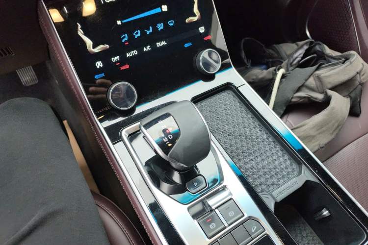 Used JETOUR X90 2022 Zilong 2.0T DCT Tiger威 Edition 5-seater