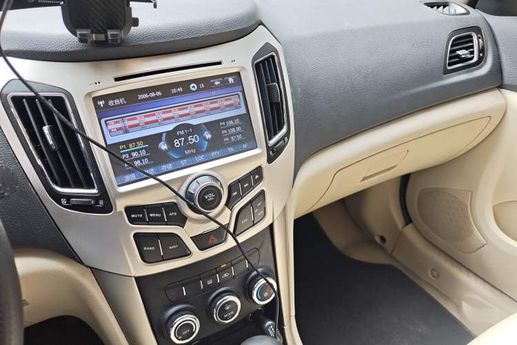 Used Haima S7 2013 2.0L Automatic Smart Enjoyment Version
