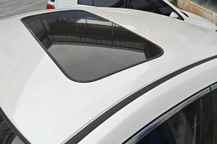 Used Honda Civic 2019 220TURBO CVT Dynamic Edition China VI Roof